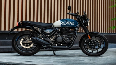Royal Enfield Hunter 350 motorcycle for rent in Manali